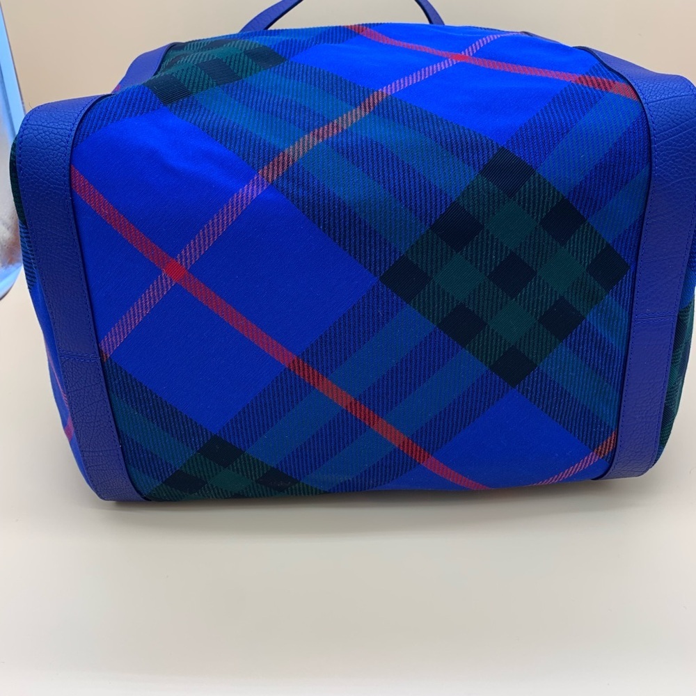 Burberry Plaid Canvas Large Tote Bag Knight Italy NWT *RARE* - Picture 2 of 16